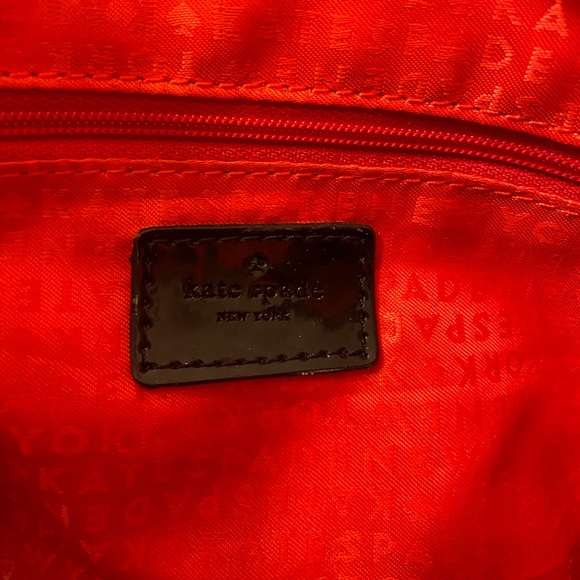 Kate Spade Patent Logo Embossed Tote Bag in Black - Picture 4 of 13